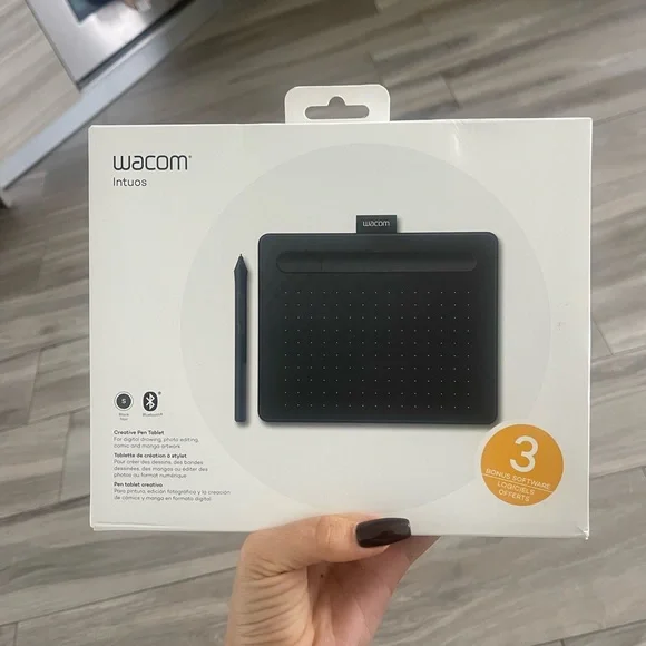 Wacom Intuos Wireless Graphics Drawing Tablet